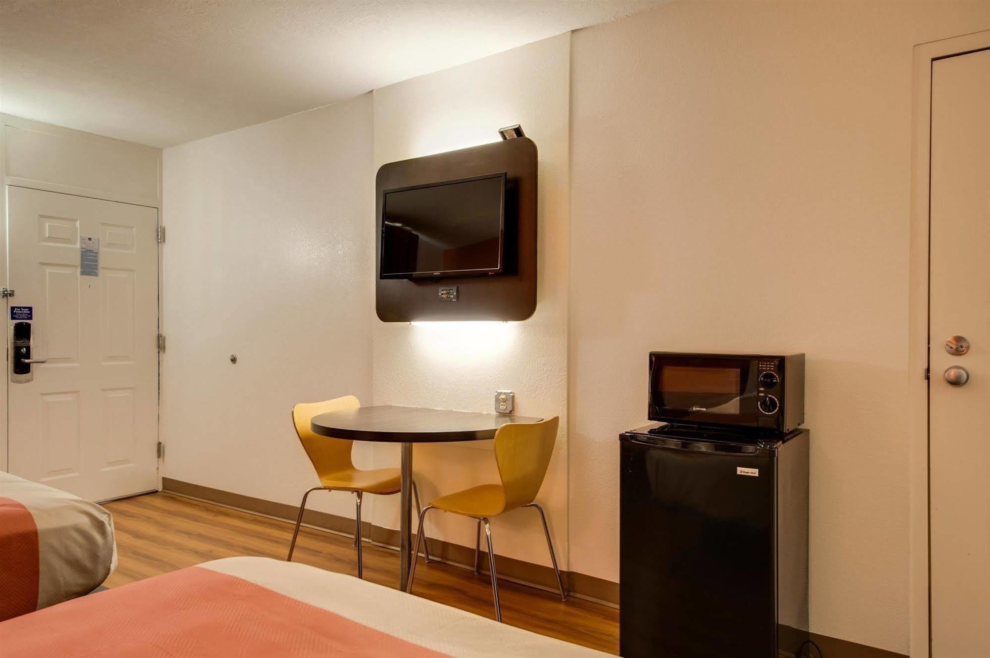 Motel 6-Jennings, La Zewnętrze zdjęcie